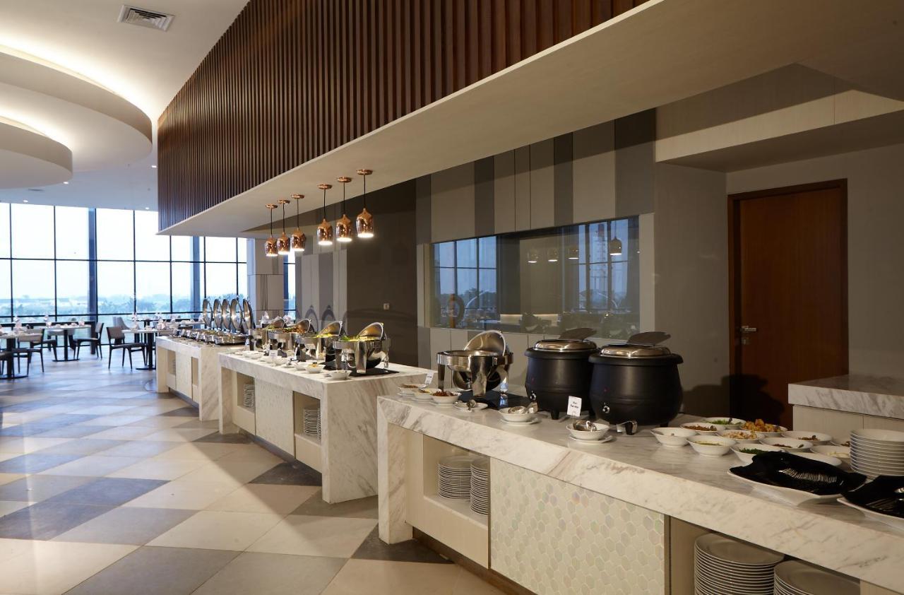 Wyndham Opi Hotel Palembang Exteriér fotografie